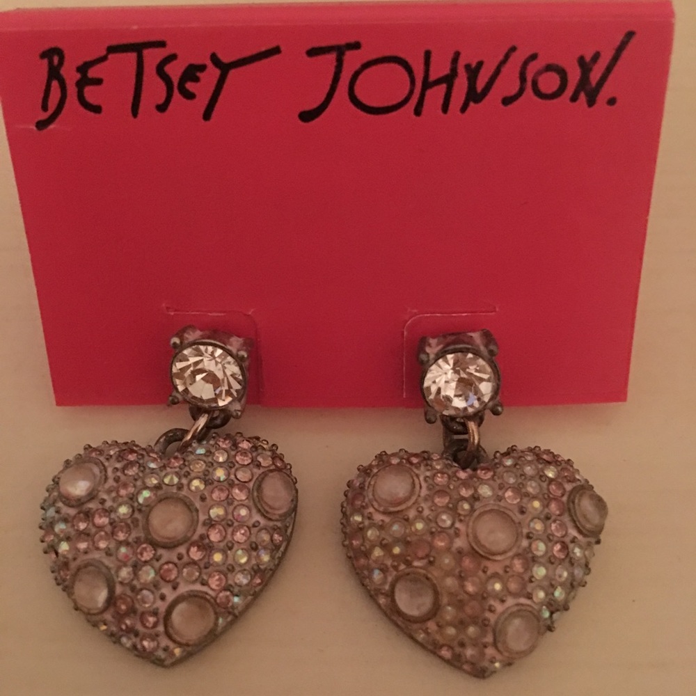 Betsey Johnson Heart earrings